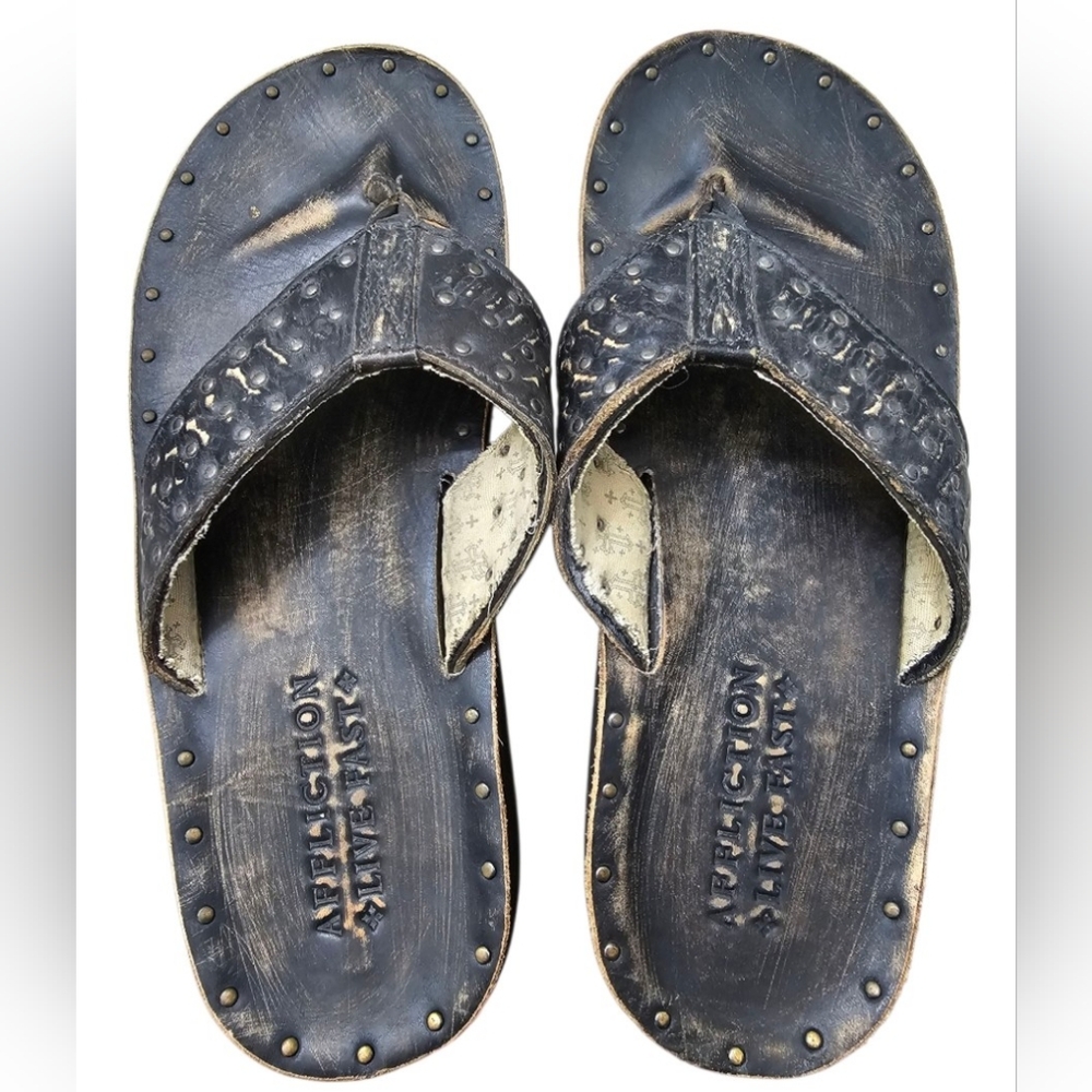 Affliction RARE Vintage Y2K Mens Distressed Leather Studded Flip Flop SZ 10-10.5